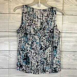 Size 8  White house/ Black Market top